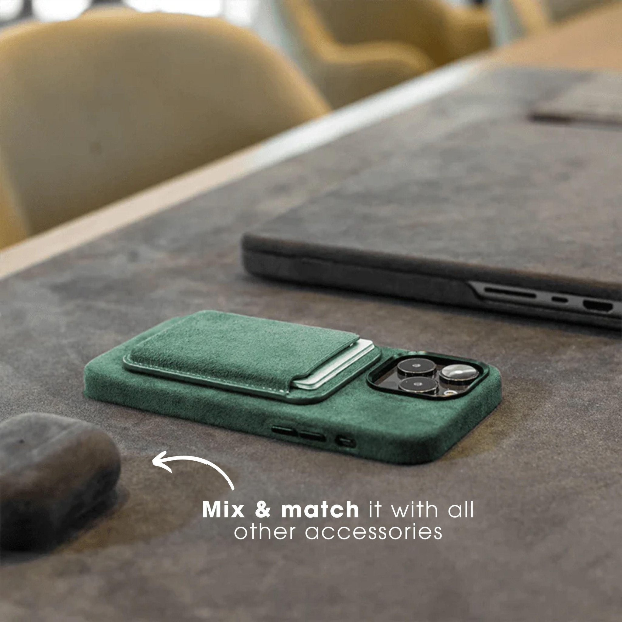 iPhone 12 & 12 Pro - Alcantara Case - Midnight Green - Alcanside